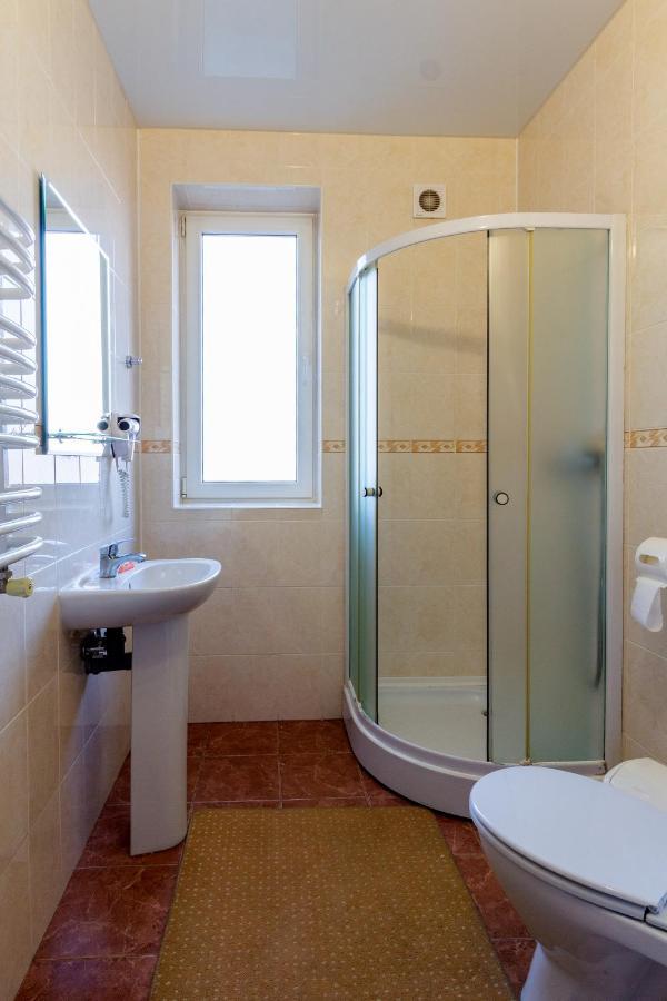У Мар'Яни І Назара Hotel Jaremtsje Buitenkant foto